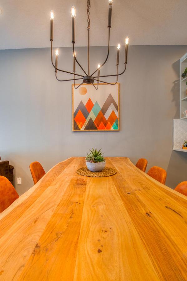 Beautiful Newly Reno 2Bdm 2 Bth Sleep Up To 6 Adults & Kids Mountain View Townhouse Suite Canmore Kültér fotó