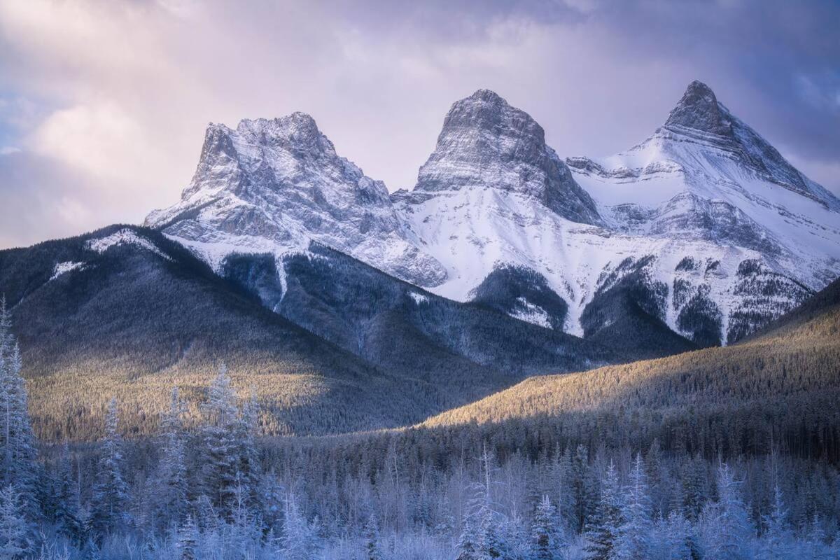Beautiful Newly Reno 2Bdm 2 Bth Sleep Up To 6 Adults & Kids Mountain View Townhouse Suite Canmore Kültér fotó