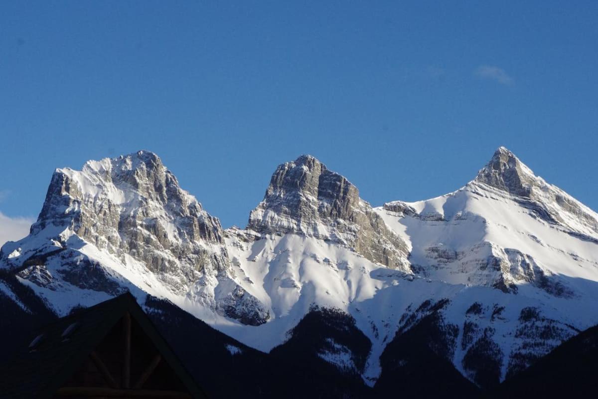 Beautiful Newly Reno 2Bdm 2 Bth Sleep Up To 6 Adults & Kids Mountain View Townhouse Suite Canmore Kültér fotó